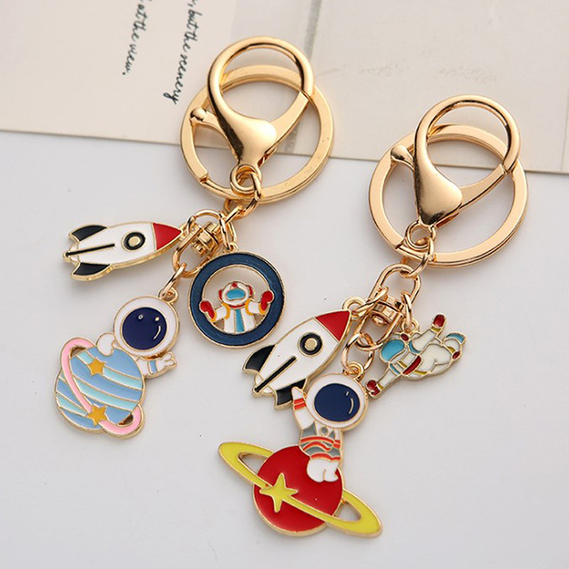 Breloc metalic Spaceman, astronaut din desene animate creative, lanțuri de chei cu stea pentru copii, fani ai spațiului, suveniruri, brelocuri pentru pungă