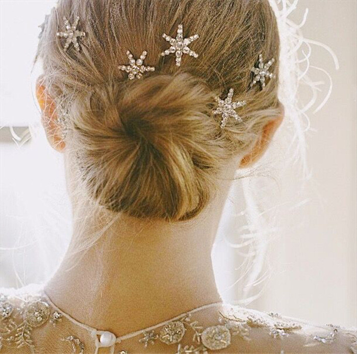 Agrafă de păr cu strasuri pentru petrecere de modă în Coreea. Agrafă de păr în formă de stea strălucitoare, în formă de fulg de zăpadă. Accesorii pentru păr pentru femei.
