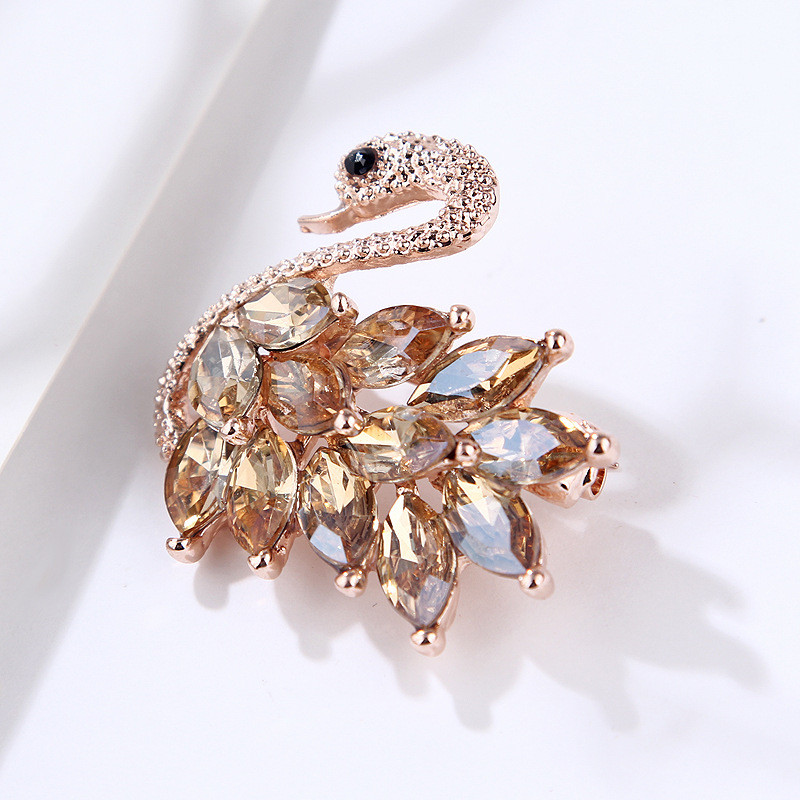 Võluv Crystal Swan Pross Moeehted Rhinestonest Loomade Pross Naistele ja Tüdrukutele Kuubiku Tsirkooniumoksiidist Lind Pross Kaunistus