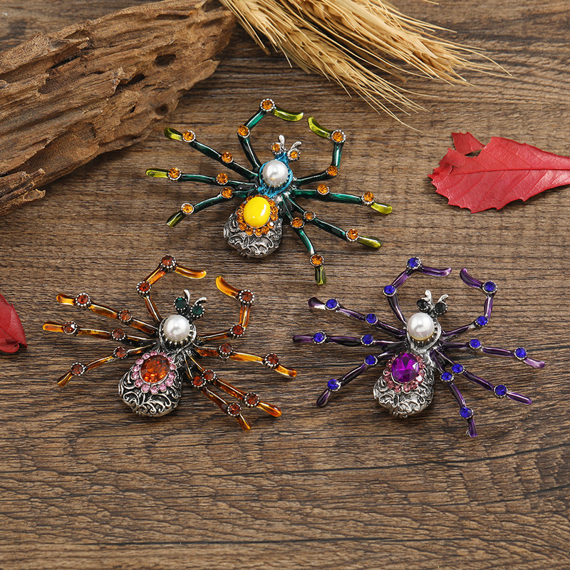 Broșă mare de păianjen otrăvitor din email Morkopela, cu strasuri, insecte colorate exagerate, 4 culori disponibile, material din aliaj