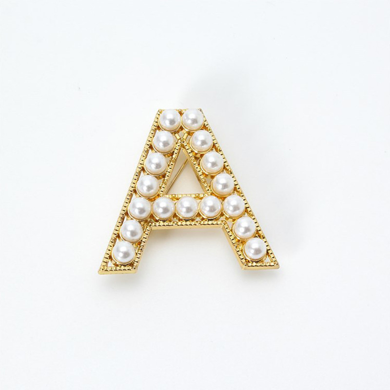 Broșe creative cu litere engleză din perle de imitație pentru femei, ace emailate, insigne, bijuterii, cadouri pentru Anul Nou Prieteni значки