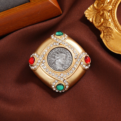 Vintage naiste barokkkristallristist prossid, nööpnõelad Retro Palace klassikalised trendikad ehted, aksessuaarid Disain Kullavärvi prossinõel