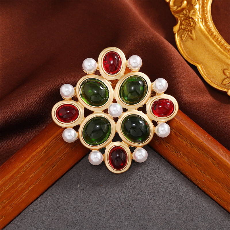 Vintage naiste barokkkristallristist prossid, nööpnõelad Retro Palace klassikalised trendikad ehted, aksessuaarid Disain Kullavärvi prossinõel