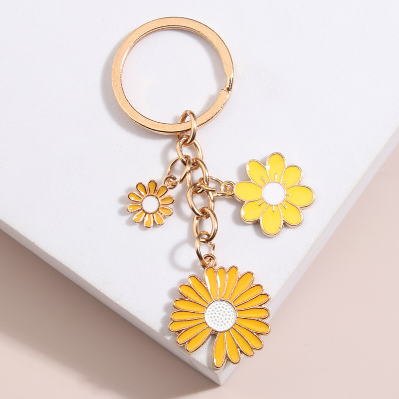 Slatki emajlirani privjesak za ključeve Suncokret Privjesak za ključeve Krizantema Privjesci za ključeve Suveniri Pokloni za žene Djevojke Dodaci za torbicu DIY nakit