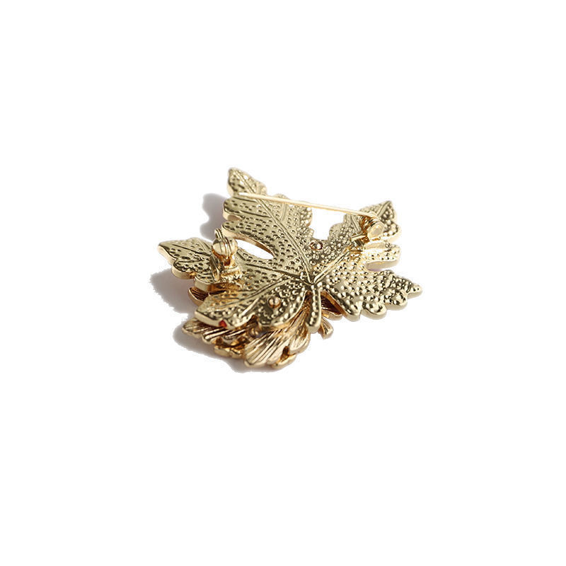 Broșă vintage pentru femei Broșe din frunze de arțar pentru femei Broșă cu rever emailat din aliaj pentru pulover haină Accesorii pentru îmbrăcăminte bijuterii