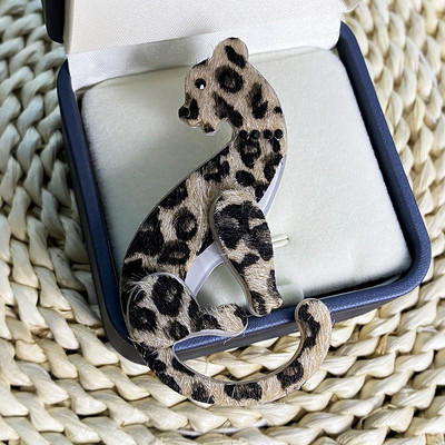 Υψηλής ποιότητας Leopard Animal Καρφίτσες για Γυναικεία Κοσμήματα Τέλεια χειροποίητη ακρυλική καρφίτσα Προσαρμοσμένες καρφίτσες ασφαλείας Αξεσουάρ κοσμημάτων