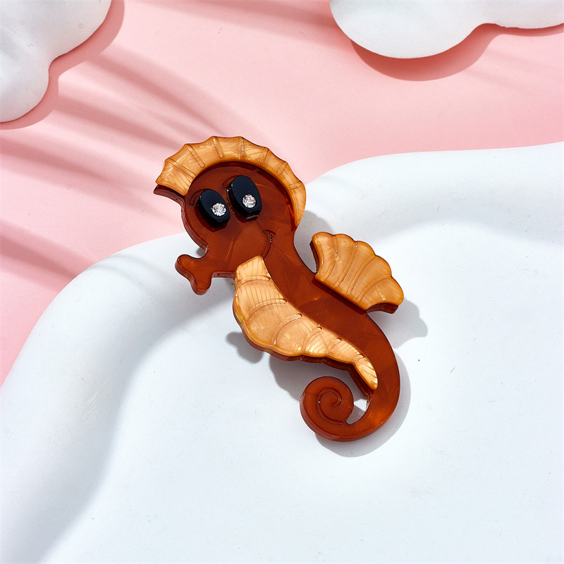 MEYRROYU Broșe cu oaie de desene animate pentru femei, material acrilic elegant, insignă pentru animale de companie, accesorii pentru cadou de Crăciun, bijuterii Брошь