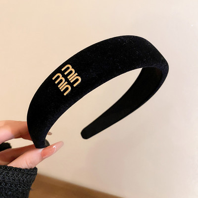 Bentite de păr neagră flocate de modă Accesorii pentru păr coreeană cu inimă de aur