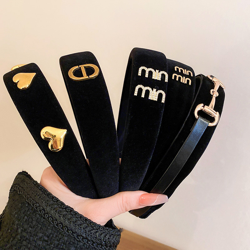 Bentite de păr neagră flocate de modă Accesorii pentru păr coreeană cu inimă de aur