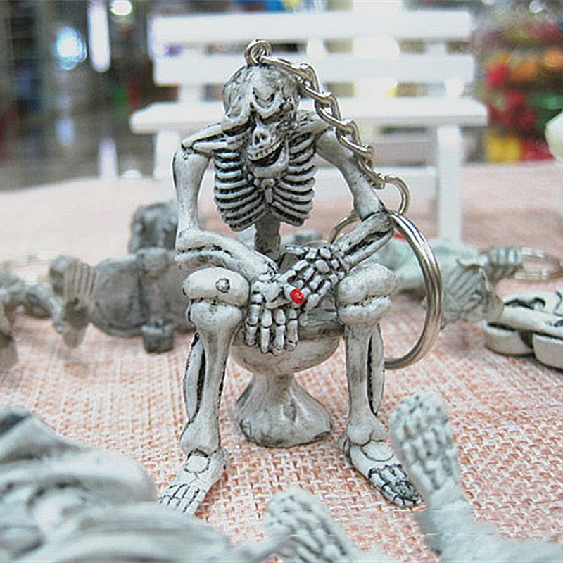 Divat Horror Cool Skeleton akril kulcstartó Újdonság WC formájú medál férfi punk kiegészítők autós kulcstartó varik