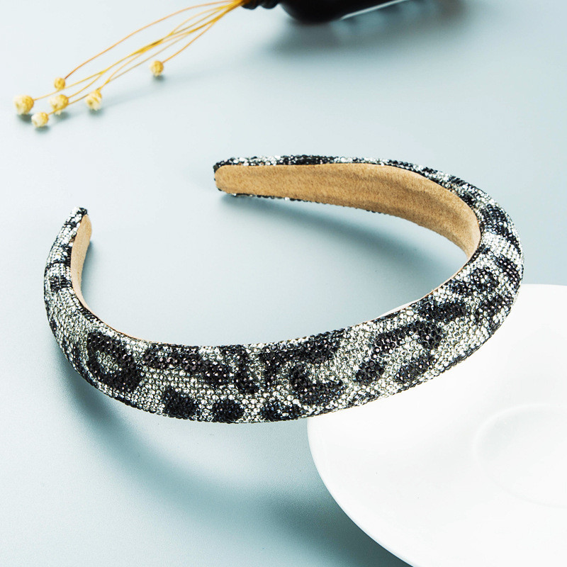 Sparklin Rhinestones Sponge Heabands за жени Луксозни дизайнерски Rainbow Shiny Diamond Bow Hoop Hairbands Сватбени аксесоари за коса