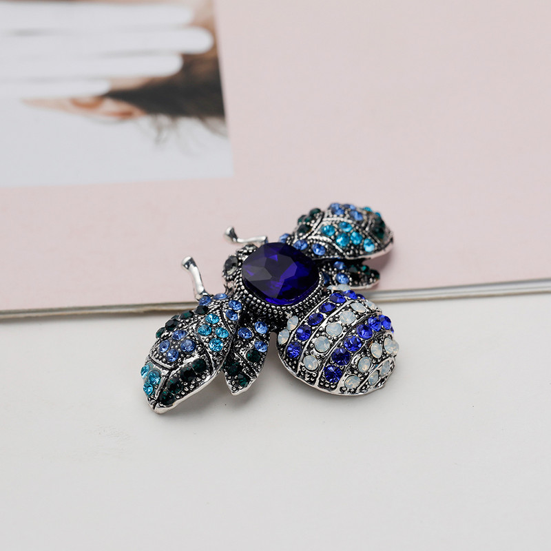 CINDY XIANG Broșă de albină cu strasuri, broșă mare cu insecte de modă, vintage pentru femei, haină de iarnă, bijuterii de înaltă calitate