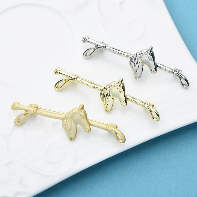 Wuli&baby Broșe Metal Horsewhip Femei Unisex 3-culori Horse Head Whip Party Casual Broșă Ace Cadouri