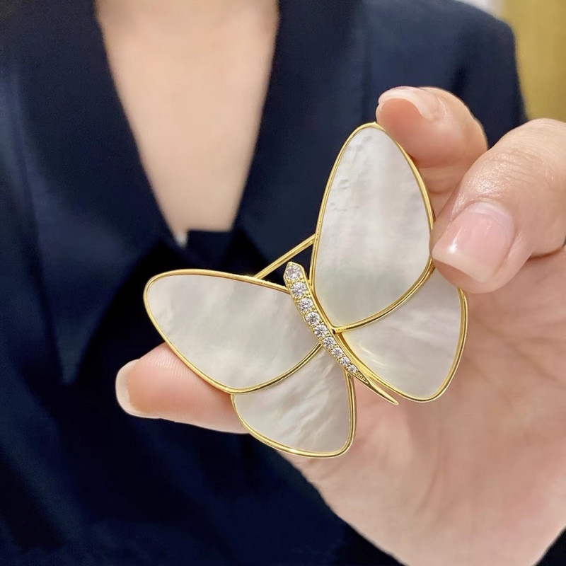 Broșă Fluture Cochilie Elegantă Zircon Cubic Auriu Costum Brose Broșă Îmbrăcăminte Ace Ornament Bijuterii Cadouri Femei