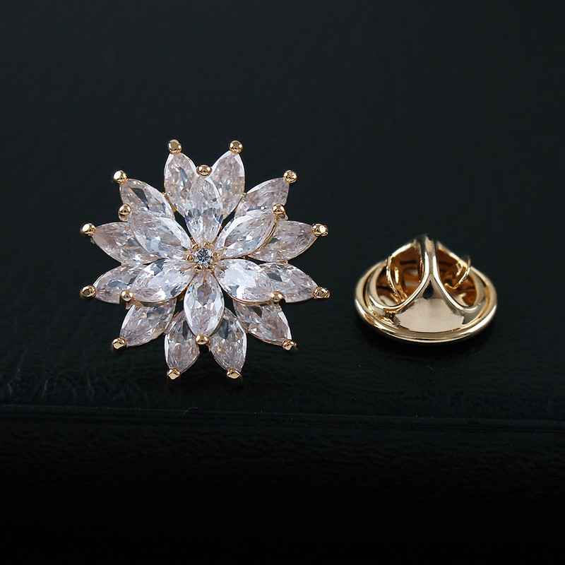 CINDY XIANG Cvjetne igle i broševi od bakra i kubičnog cirkonija za žene Nakit s ovratnicima Ljetni modni dodaci