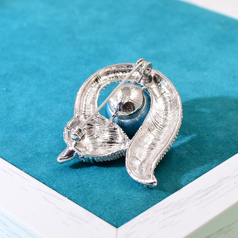 CINDY XIANG Novi broš životinjska lisica Svijetli vještački dijamant Veliki simulirani biserni odjevni dodaci Damski broš Pokloni Dodaci za zabavu