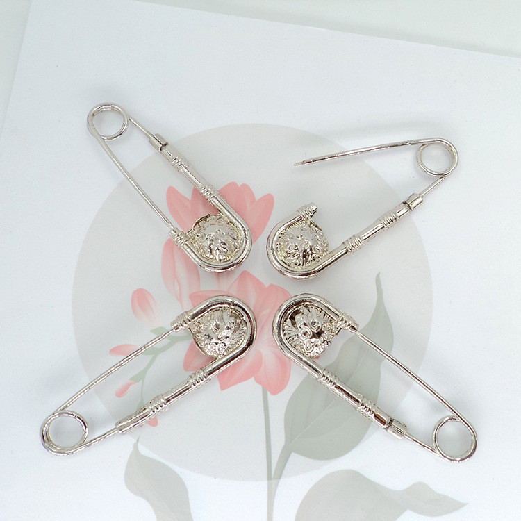 Artefact de închidere în talie, aliaj de modă, broșă cu cap de leu, temperament, pin, imitație, broșă U, îmbrăcăminte de personalitate