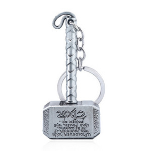 Noi fani ai filmului Thor Hammer Breloc metal Bărbați Femei Accesorii Breloc mașină 2021