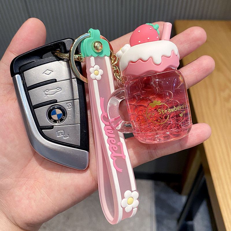 Dulci căpșuni cremă fructe ceașcă breloc acrilic lichid în mișcare nisip mișcător roz mărgele breloc femei geanta pandantiv breloc cadou