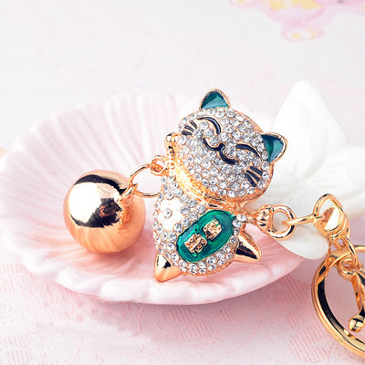 Aranyos kristály kulcstartó női ötvözet nagy harang strassz Japán Lucky Cat autó kulcstartó lány táska medál ékszer kulcstartó állat