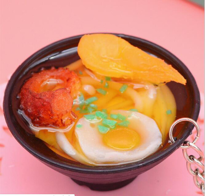 Simulacija Noodles Food privjesak za ključeve promotivni dar dječje igračke za igru kuhinjski rekviziti za hranu Privjesak za poklon za zabavu privjesak za ključeve K3156