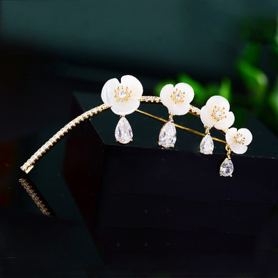 Corsaj de flori cu incrustație de zircon de înaltă calitate. Comerț cu ridicata pentru femei, accesorii pentru haine, cardigan, broșă, orhidee CZ, ace, decorare