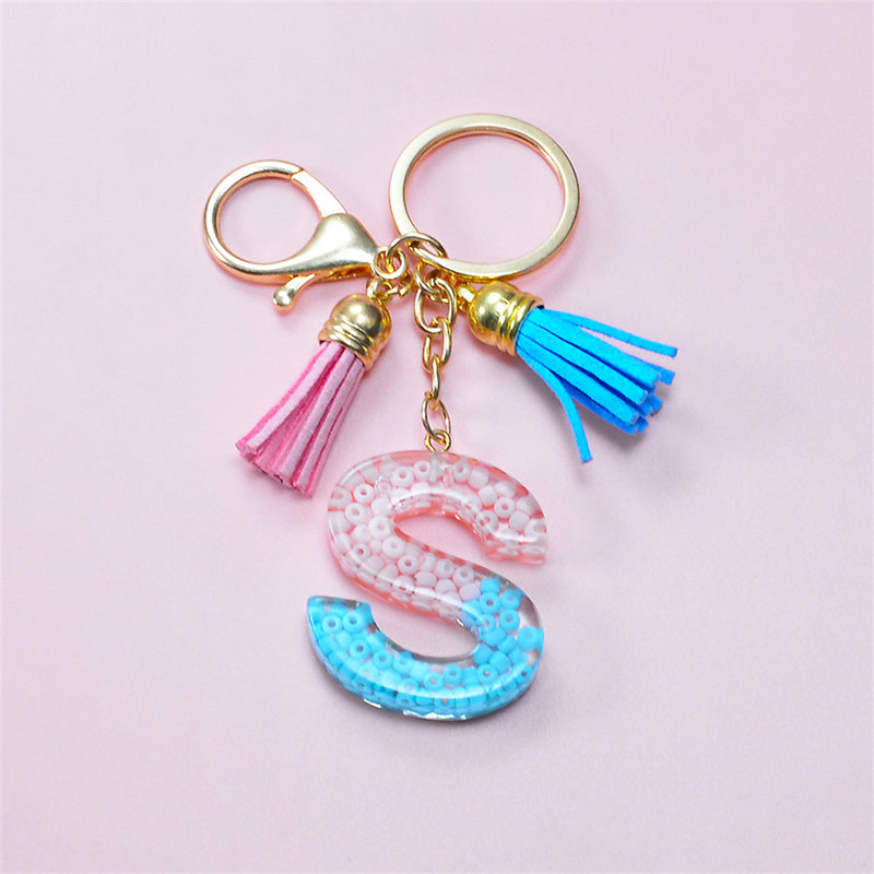 Madingi akriliniai ryžių karoliukai Raktų pakabukas Piniginė Piniginė Charms Crystal 26 Initials Raktų pakabukai Moterims Vaikų Dovanos vakarėliams