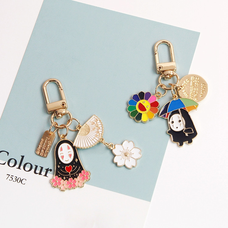 Desene animat Japonia Anime Spirited Away Breloc pentru femei Breloc Inel Geanta masina Pendent Charm Accesorii Airpods D375