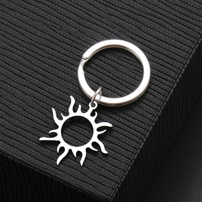 Breloc din oțel inoxidabil Harta lumii frunze de arțar cruce gotică amuletă culoare argintie breloc pentru chei de mașină pentru femei bărbați bijuterii cadouri