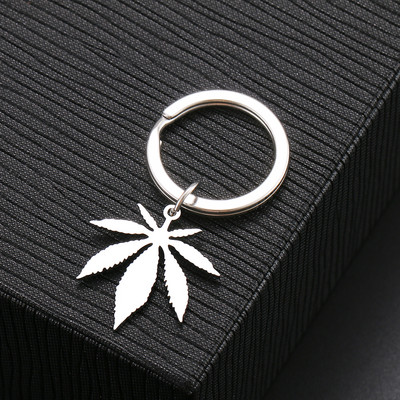 Breloc din oțel inoxidabil Harta lumii frunze de arțar cruce gotică amuletă culoare argintie breloc pentru chei de mașină pentru femei bărbați bijuterii cadouri