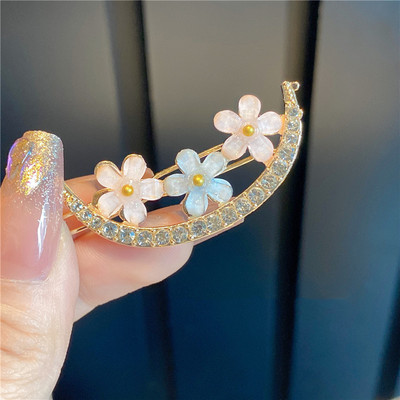 2022Nové módne dámske vlasové doplnky, trojuholníková sponka do vlasov, kovová geometrická zliatina, mesačný kruh, sponka do vlasov, dievčenská pokrývka hlavy