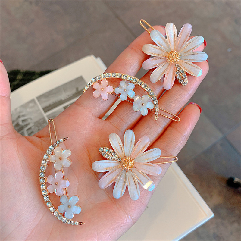 2022Nové módne dámske vlasové doplnky, trojuholníková sponka do vlasov, kovová geometrická zliatina, mesačný kruh, sponka do vlasov, dievčenská pokrývka hlavy