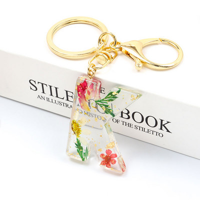 Μπρελόκ Real Dried Flower 26 Initial Letter Exquisite Crystal Resin AZ Αγγλικό Alphabe Charm Μπρελόκ Γυναικεία τσάντα κλειδί Αξεσουάρ