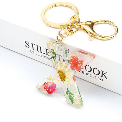 Μπρελόκ Real Dried Flower 26 Initial Letter Exquisite Crystal Resin AZ Αγγλικό Alphabe Charm Μπρελόκ Γυναικεία τσάντα κλειδί Αξεσουάρ