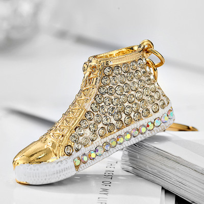 Conceput special pentru genți europene și americane. Culoarea pandantivului. Placă înaltă pentru pantofi. Breloc roșu. Mic creativ