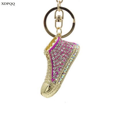 Conceput special pentru genți europene și americane. Culoarea pandantivului. Placă înaltă pentru pantofi. Breloc roșu. Mic creativ