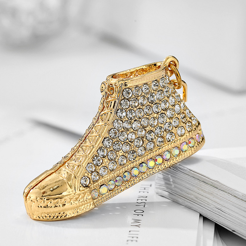 Conceput special pentru genți europene și americane. Culoarea pandantivului. Placă înaltă pentru pantofi. Breloc roșu. Mic creativ