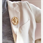 FFLACELL 2020 NEW Γυναικεία Μόδα Ματ Μεταλλικό Πορτρέτο Καρφίτσες Προσώπου Χρυσό Χρώμα Αφηρημένο Πορτρέτο Δώρα Κοσμήματα για πάρτι καρφίτσα