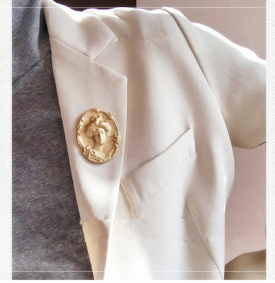 FFLACELL 2020 NEW Γυναικεία Μόδα Ματ Μεταλλικό Πορτρέτο Καρφίτσες Προσώπου Χρυσό Χρώμα Αφηρημένο Πορτρέτο Δώρα Κοσμήματα για πάρτι καρφίτσα