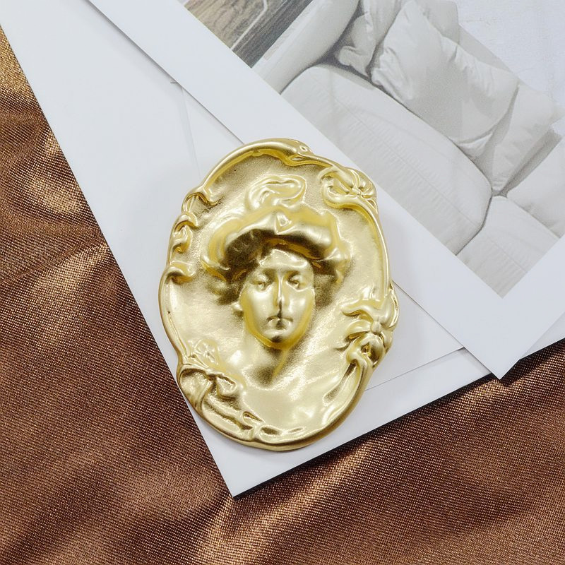 FFLACELL 2020 NEW Γυναικεία Μόδα Ματ Μεταλλικό Πορτρέτο Καρφίτσες Προσώπου Χρυσό Χρώμα Αφηρημένο Πορτρέτο Δώρα Κοσμήματα για πάρτι καρφίτσα