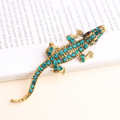 Pomlee zöld strasszos krokodil brossok nőknek Vivid Aniamal Pin Vintage mozgó gyíktű Jó ajándék karácsonyi ajándék