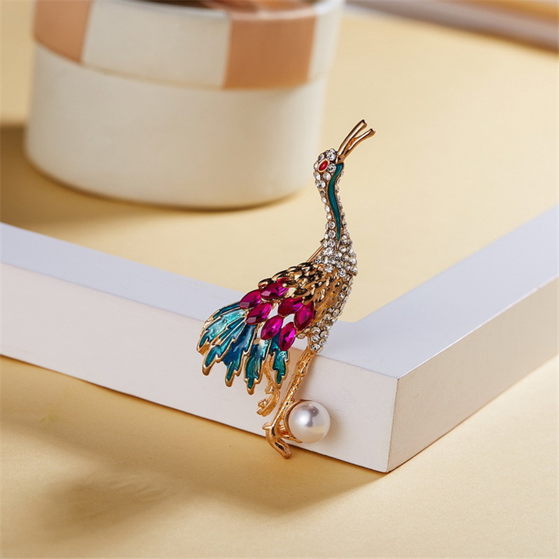 Broșe Crane De Cristal Pentru Femei Frumusețe Pasăre Animal Birou Ocazional Ace pentru broșă cu farmec de nuntă
