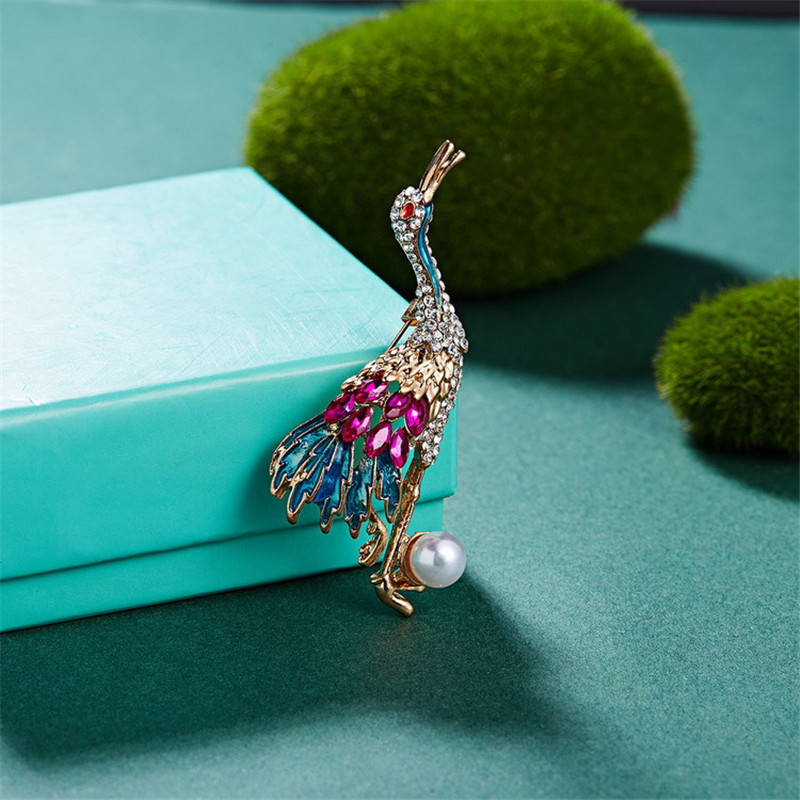 Broșe Crane De Cristal Pentru Femei Frumusețe Pasăre Animal Birou Ocazional Ace pentru broșă cu farmec de nuntă