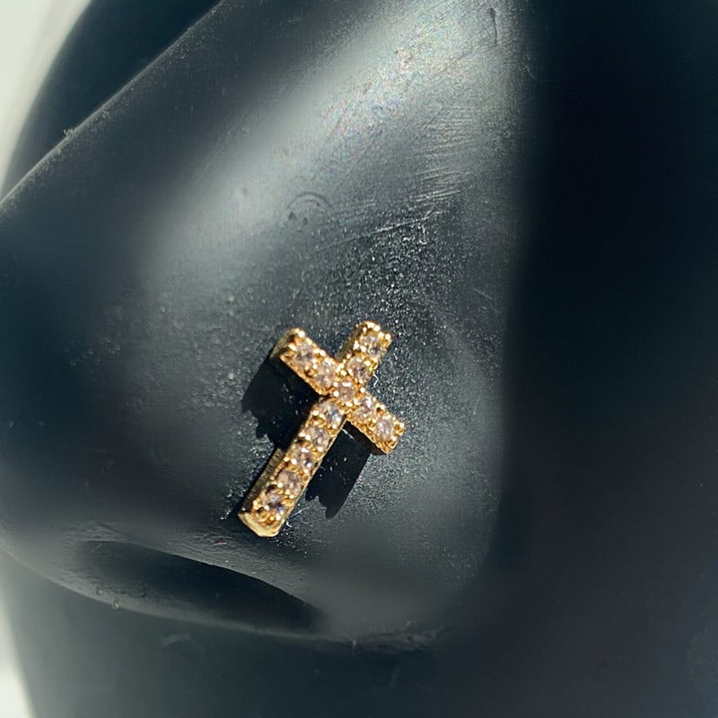Piercing ékszerek CZ orrgyűrűk orrlyukasztáshoz Rozsdamentes acél orrcsavar nőknek Pillangós orrcsapok L-hajlított orr ékszerek