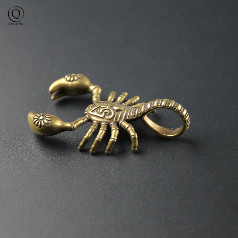 Breloc cu scorpion din cupru solid lucrat manual Breloc din alamă Pandantive Breloc cu personalitate creativă de epocă Suport cheie mascotă Bijuterii