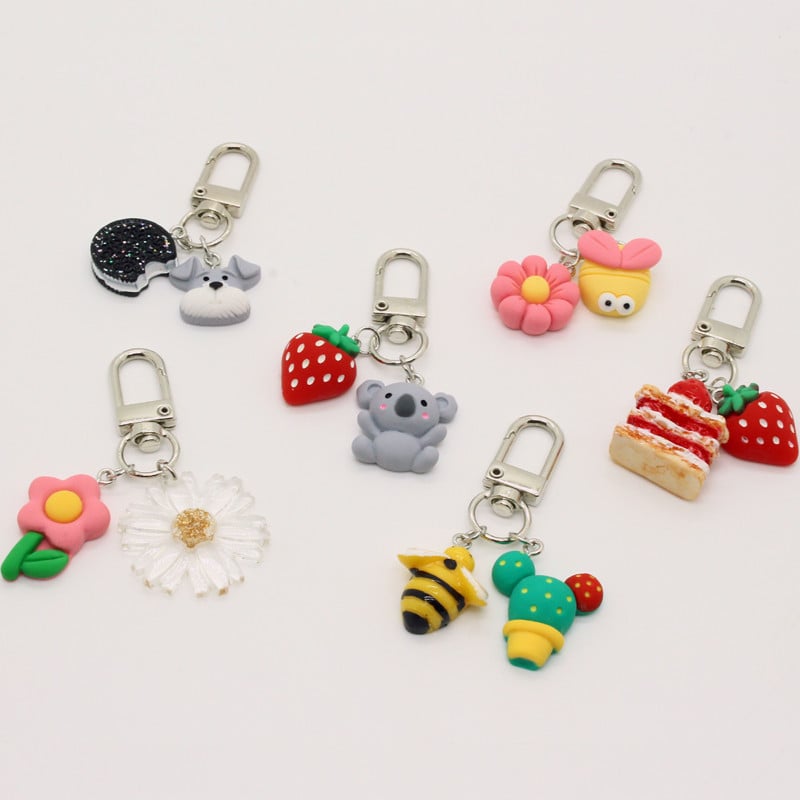 1 buc. Breloc cu pandantiv pentru plante cu hrană pentru animale, cheie pentru femei, unic, drăguț, prăjitură cu căpșuni, margarete, koala, geantă de câine, cutie de mașină, lanț de chei K93