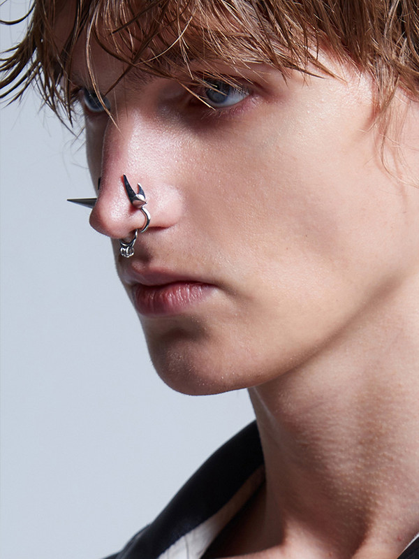 2022 Nou Cyberpunk Nose Clip Non Piercing Punk Cool Tridimensional Spikes Nas Manșetă Nariz Clip pentru Femei Bărbați Unsex Bijuterii