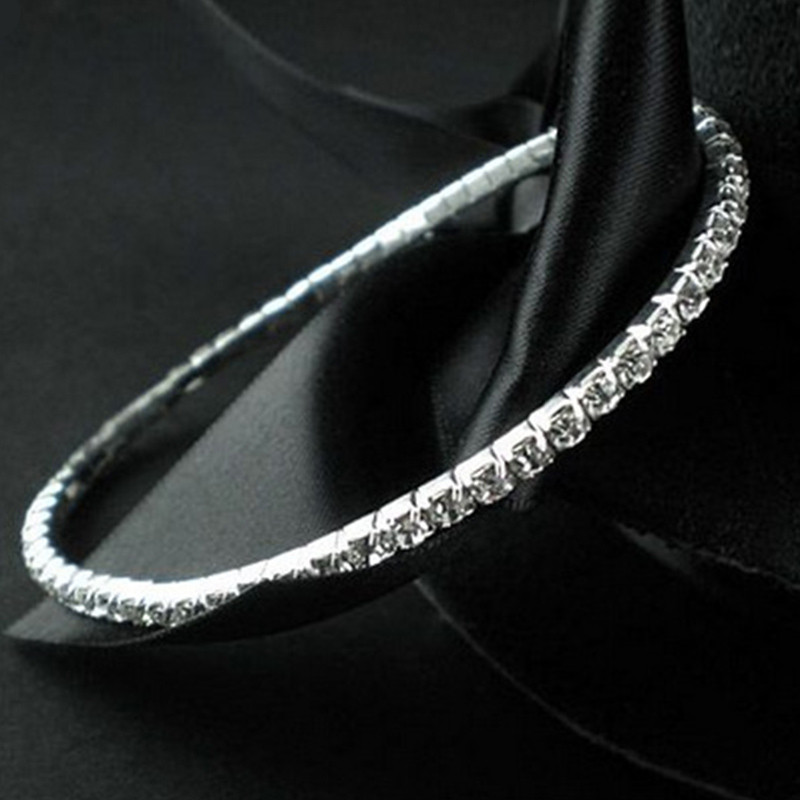 Nouă gleznă cu strasuri pe mai multe rânduri pentru femei, lanț de picioare Boho, bijuterii de plajă de vară, brățară de gleznă de culoare argintie, elastică.