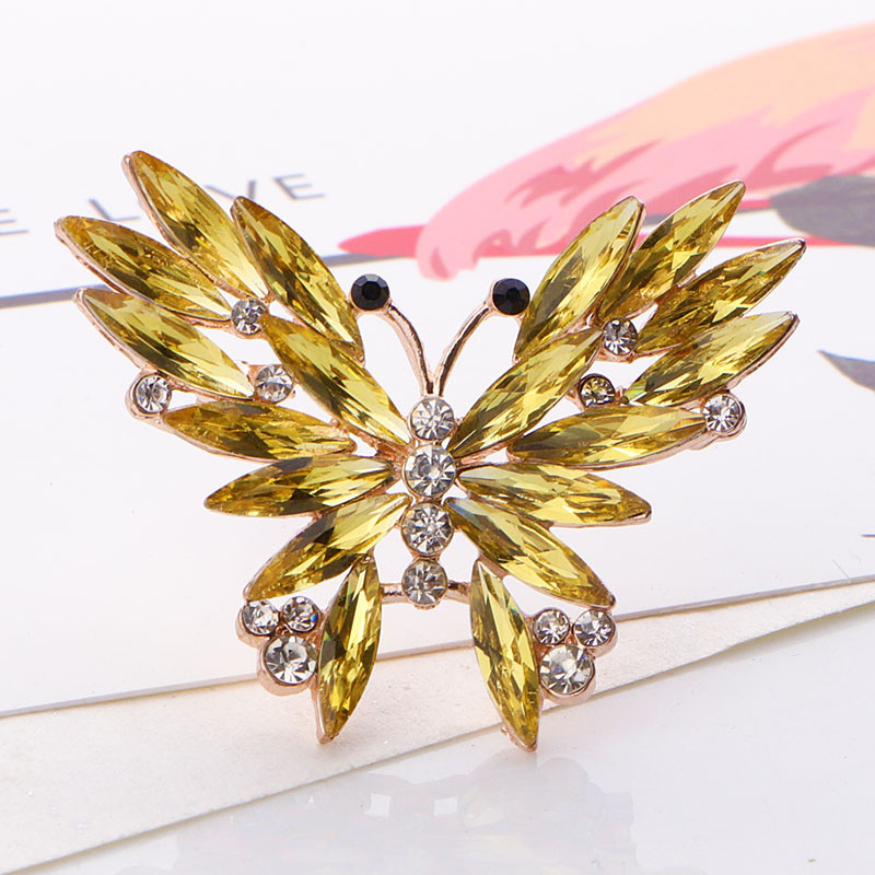 Nouă frumusețe fluture broșe 6 culori emailat fluture insecte petrecere casual broșă ace cadouri