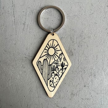 Rhombus Wood Scene Mountain and Desert Cactus Keychain Ξύλινο μπρελόκ Χαριτωμένο δώρο για εξωτερικούς χώρους & περιπέτεια 2022 Νέο